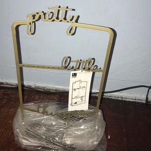 Pretty little things jewelry stand
